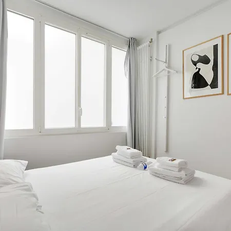 Апартаменты Amazing Place 1br Marais Republique *