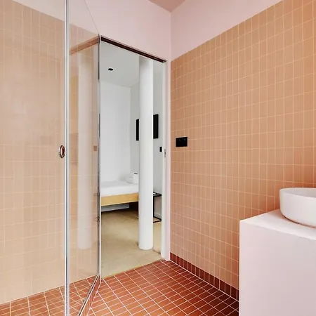 Amazing Place 1br Marais Republique Апартаменты