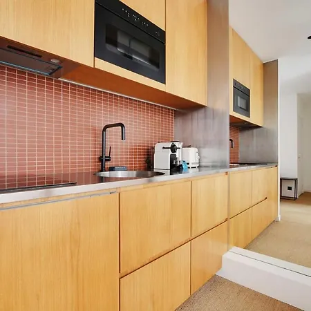 Amazing Place 1br Marais Republique Апартаменты
