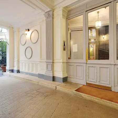 Amazing Place 1br Marais Republique Апартаменты *